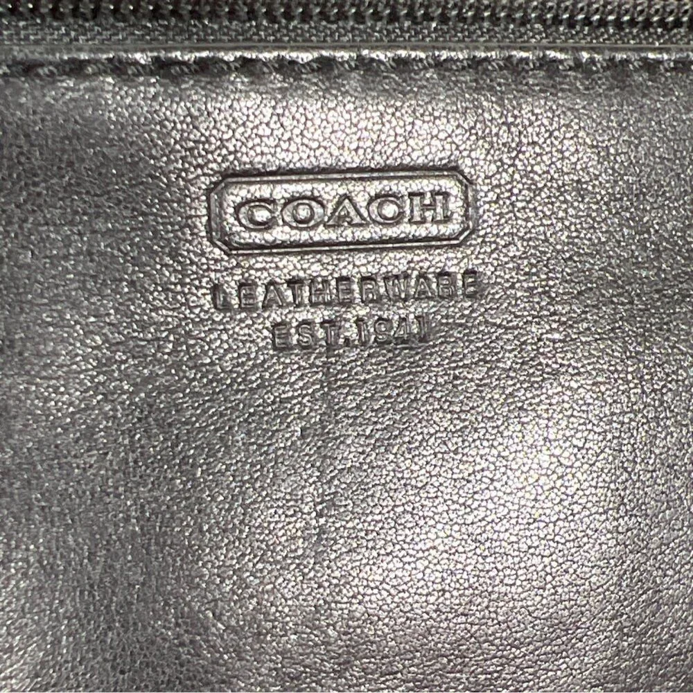 VINTAGE COACH Leather Wristlet in Black OS EUC